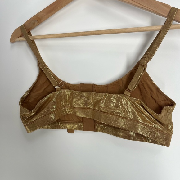 Skims New With Tag Gold Fits Everybody Crossover Bralette - Picture 4 of 5